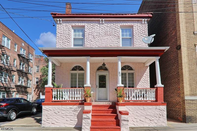 56 Sherman St - Photo 1