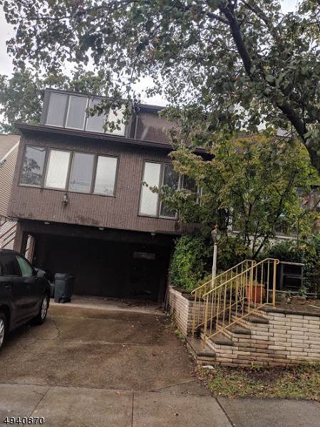 149 Chestnut St - Photo 1