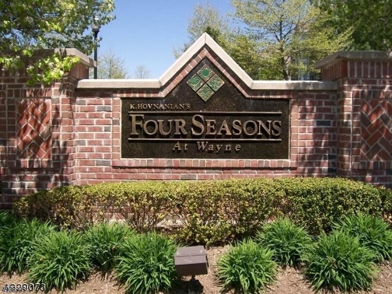 409 Four Seasons Dr - Photo 1