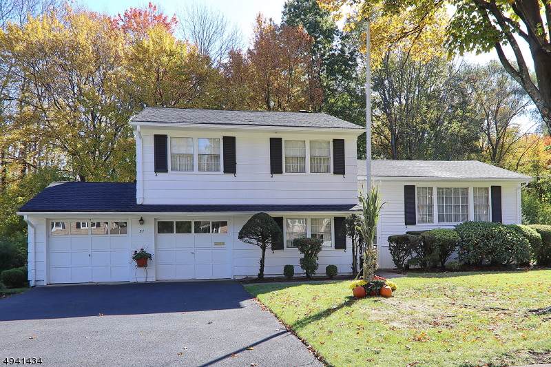 37 Princeton Rd - Photo 1