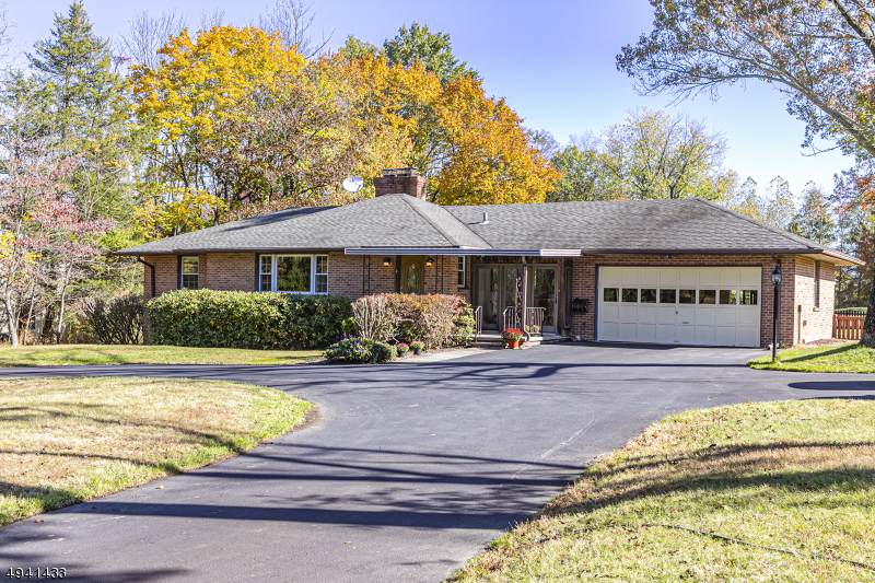 1391 Great Rd - Photo 1