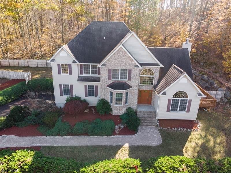 74 Brookwood Rd - Photo 1