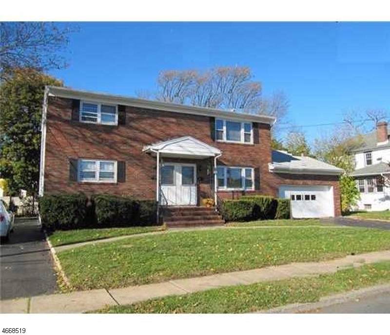 101 S Plainfield Ave - Photo 1