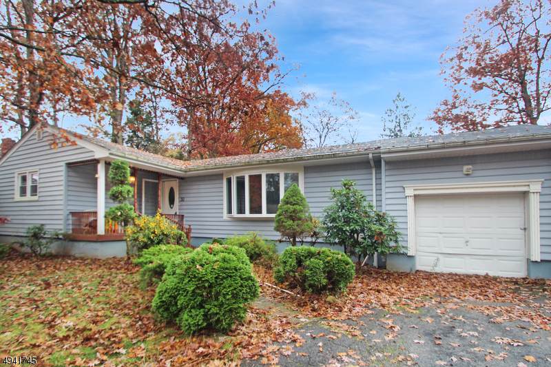 32 Charles St - Photo 1