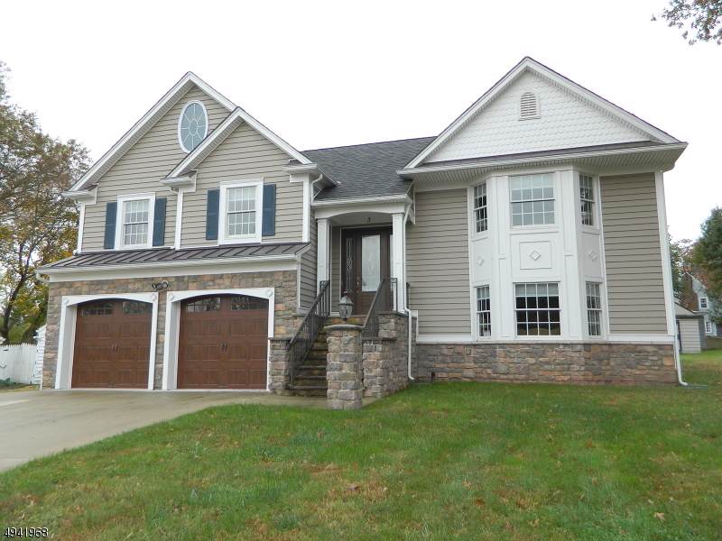 3 Highland Ave - Photo 1
