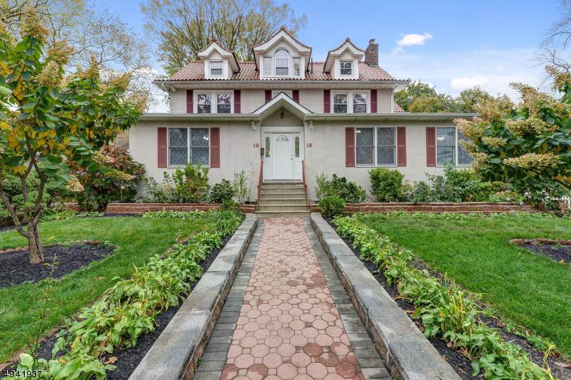 18 Midland Blvd - Photo 1