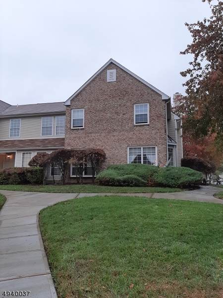309 Stratford Pl - Photo 1