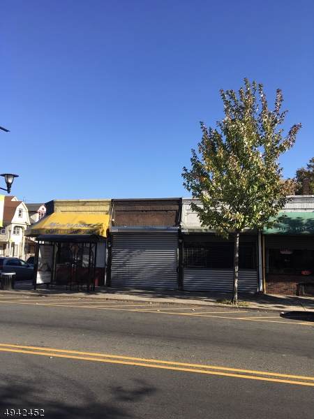 960 Bergen St - Photo 1