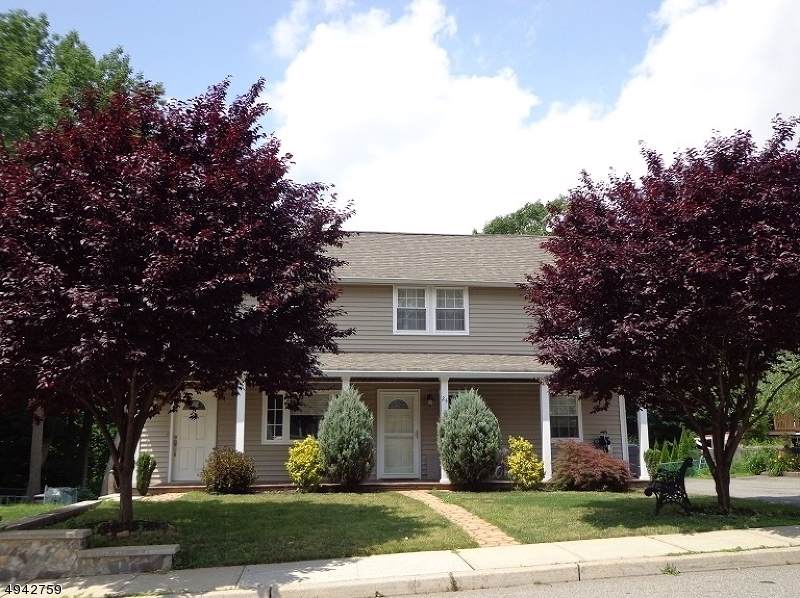 24 Arch St - Photo 1