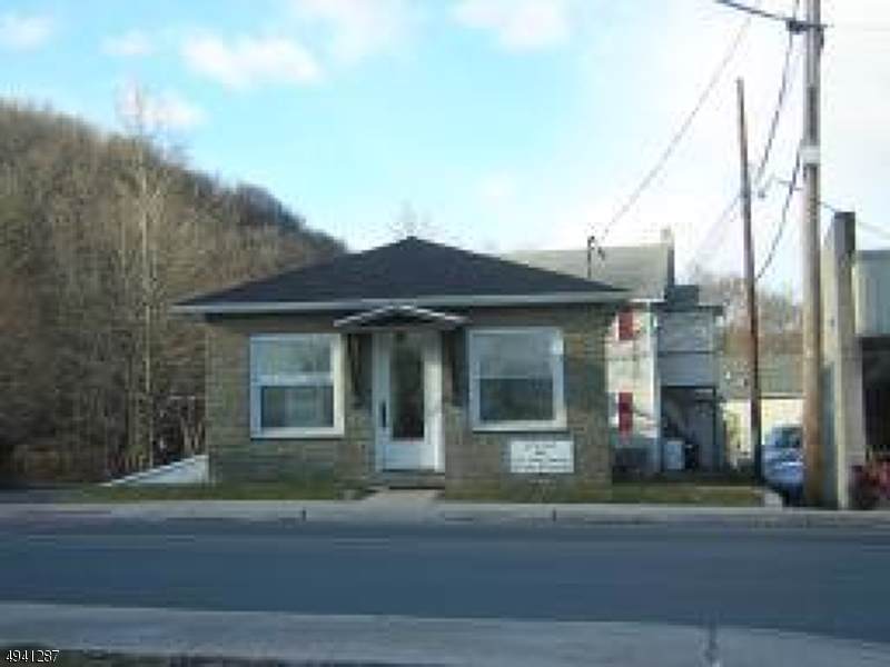 67 Bridge St - Photo 1