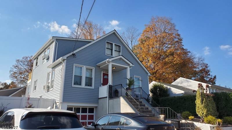 2 29TH ST - Photo 1
