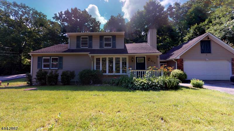 572 Ridge Rd - Photo 1