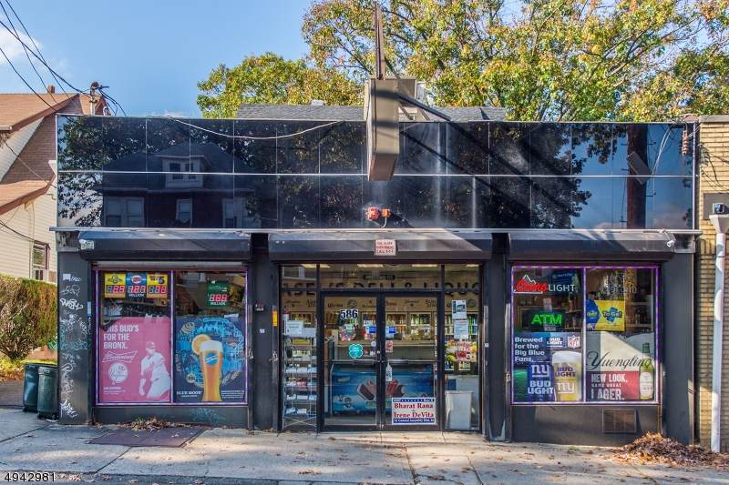 586 Bloomfield Ave - Photo 1