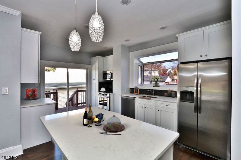 93 Burnett Ave - Photo 1
