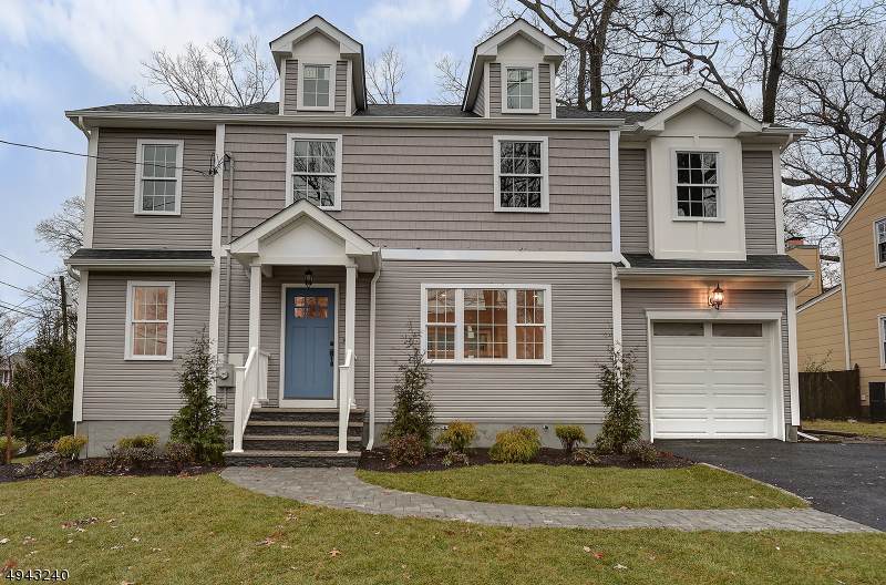 6 Salem Pl - Photo 1