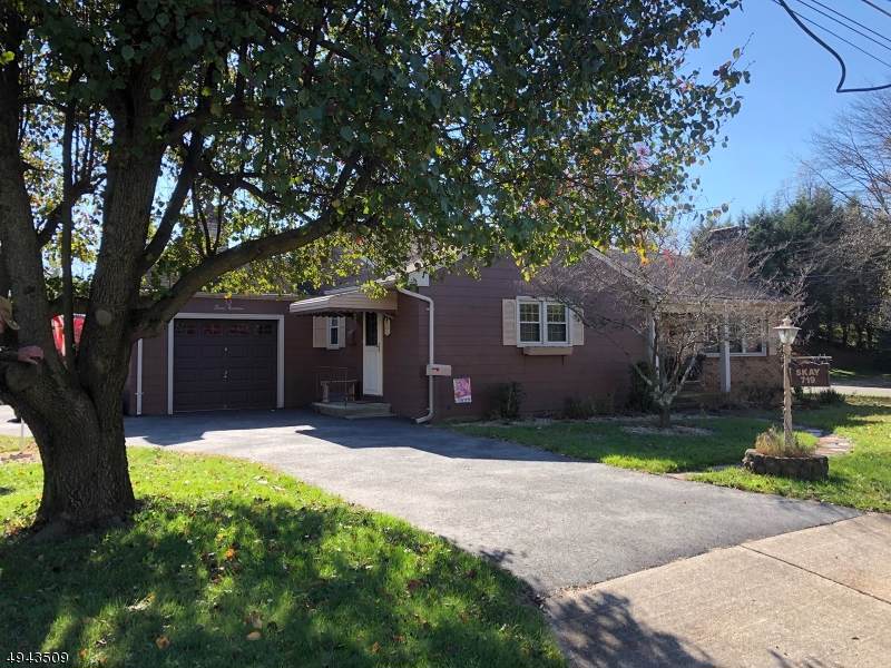 719 Brooklyn Ave - Photo 1
