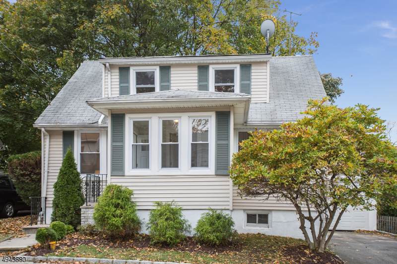 135 Indiana St - Photo 1