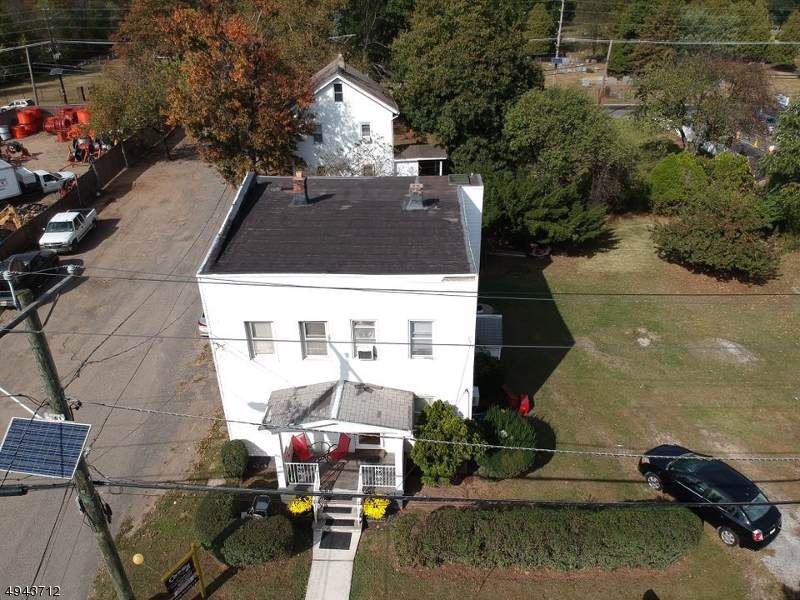 1438 Astor St - Photo 1