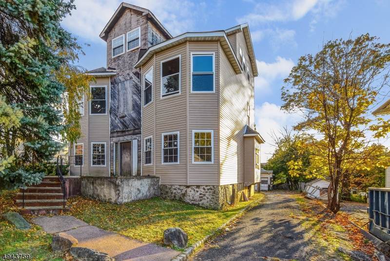 464 Mountainview Ave - Photo 1
