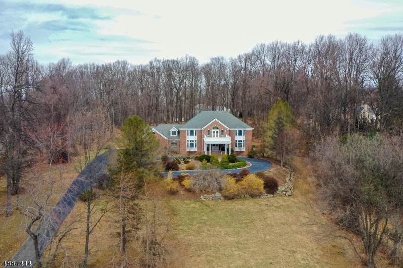 11 Beacon Hill Dr - Photo 1