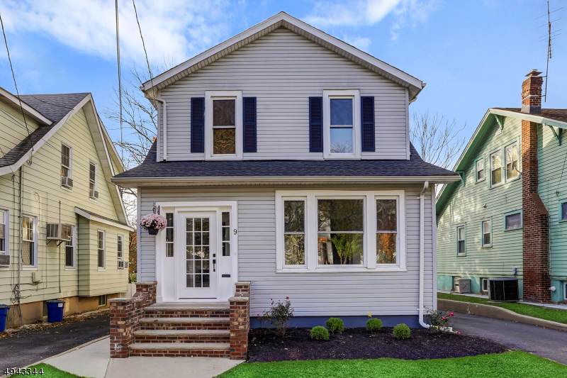 9 Fernwood Rd - Photo 1