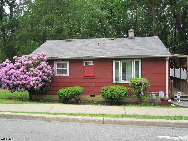 343 Washington Ave - Photo 1