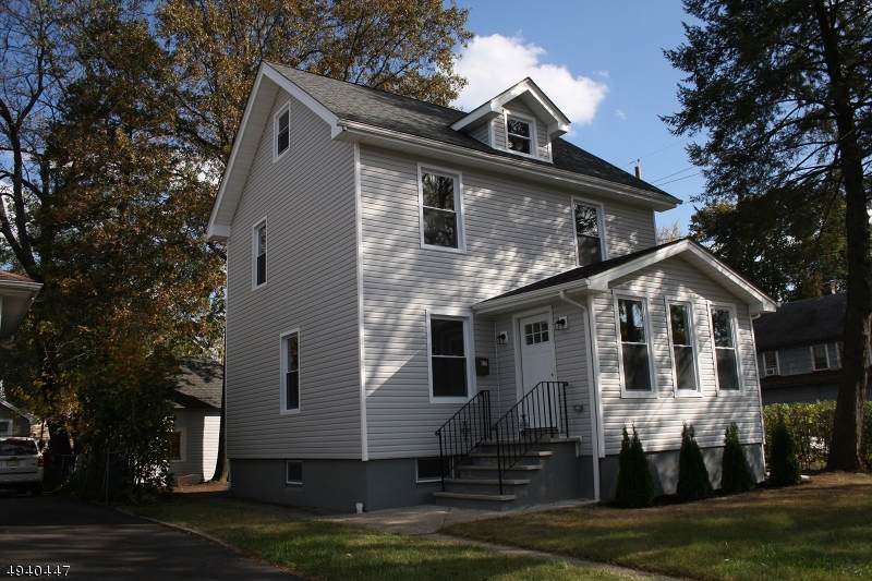 927 Chestnut St - Photo 1