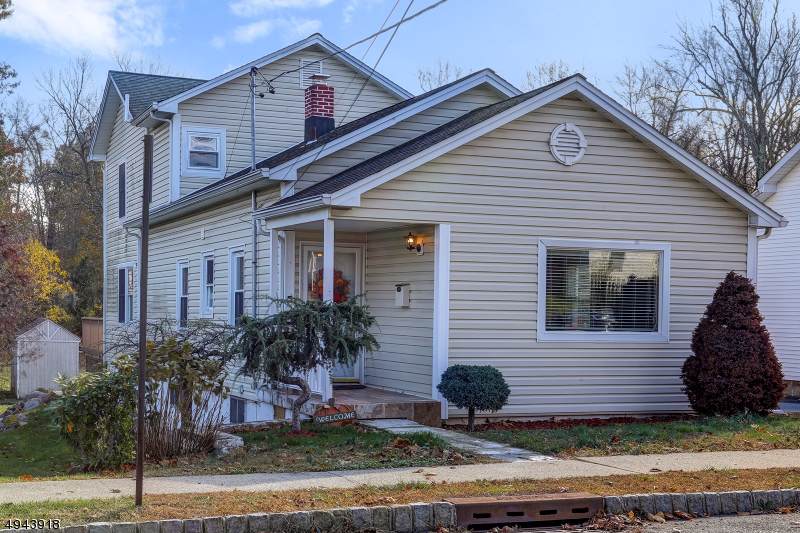 50 Fairfield Ave - Photo 1