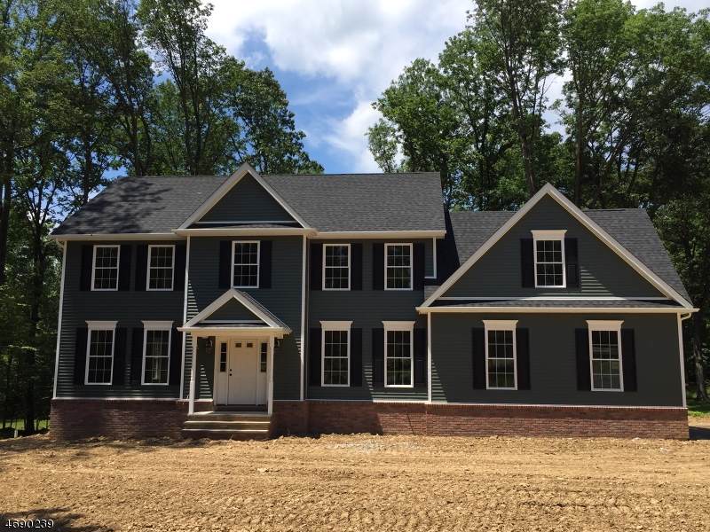140 Hillside Rd - Photo 1