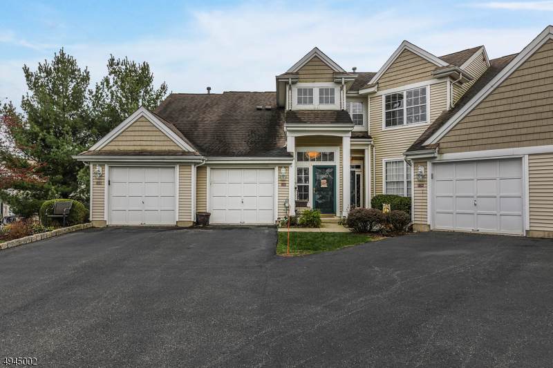 1242 Fairview Cir - Photo 1