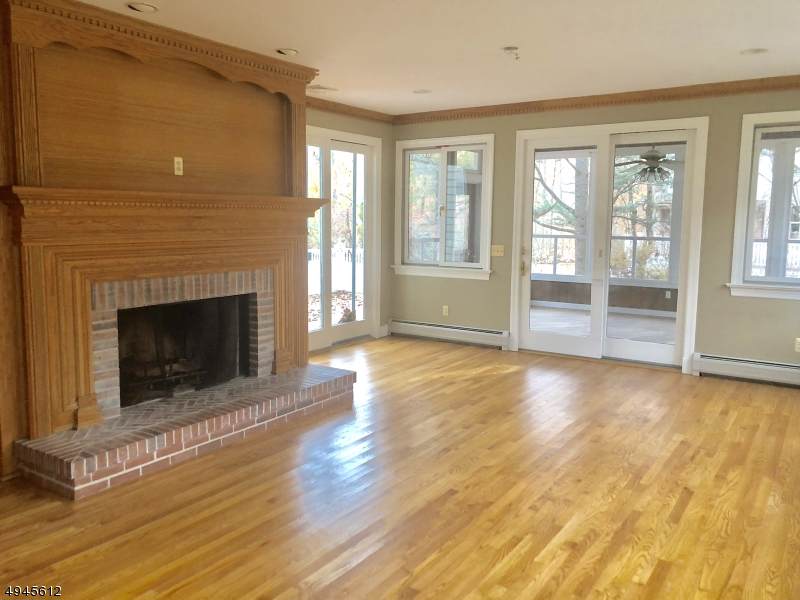 26 Peachcroft Rd - Photo 1