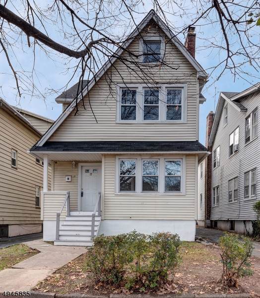 17 Cottage Pl - Photo 1