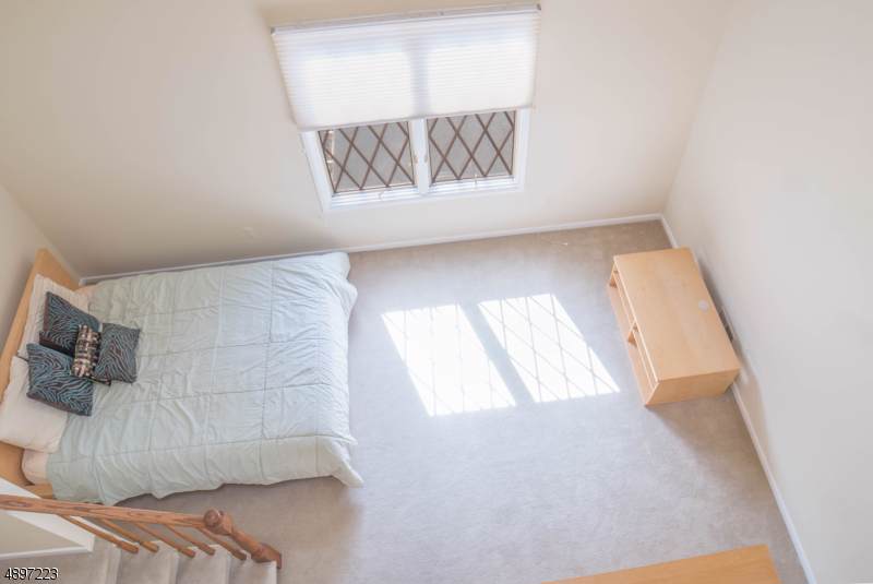 1371 Springfield Ave Un 8 - Photo 1