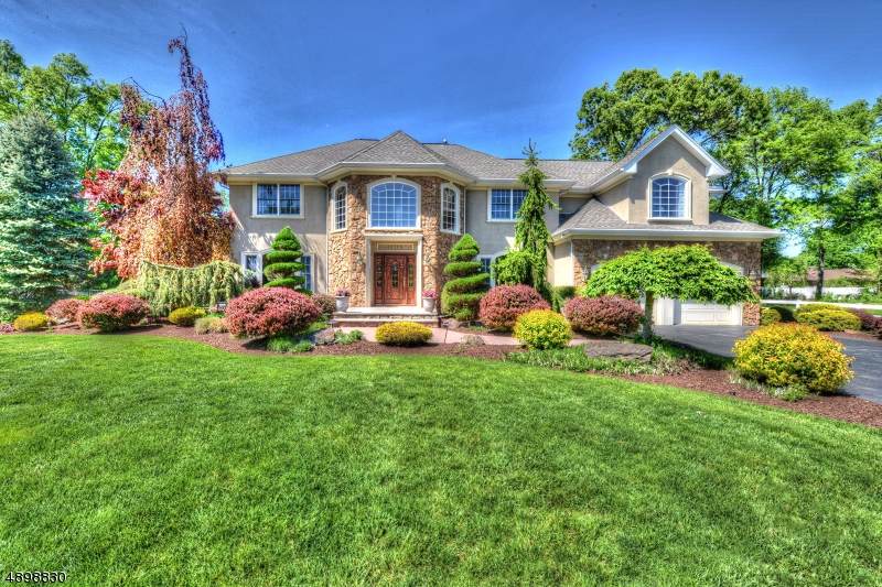 7 Dorothy Ln - Photo 1