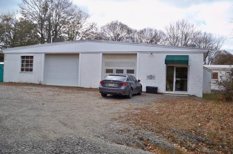 258 E Washington Ave - Photo 1