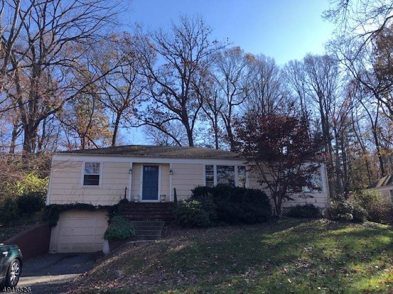 587 Fairmount Ave - Photo 1