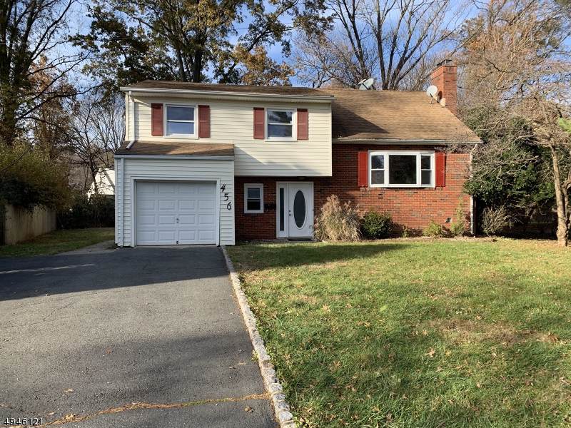 456 Mountainview Dr - Photo 1