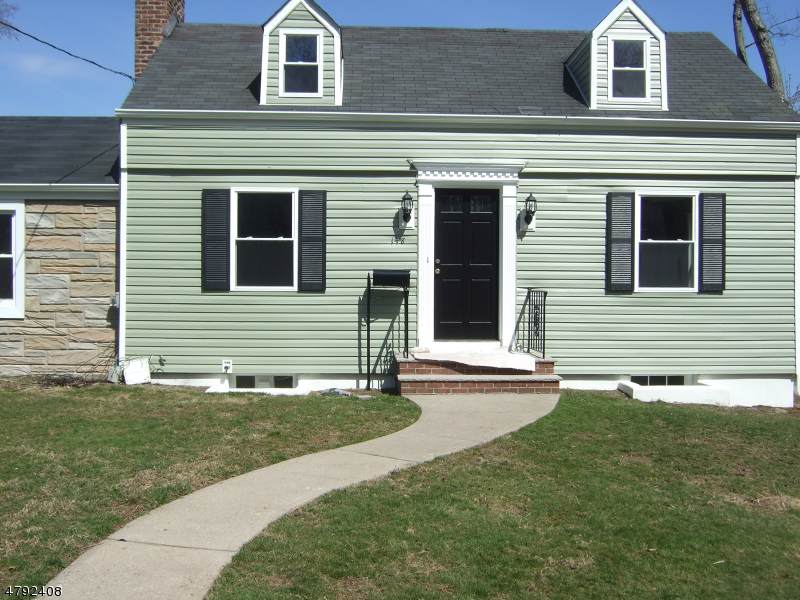 148 Parkway - Photo 1