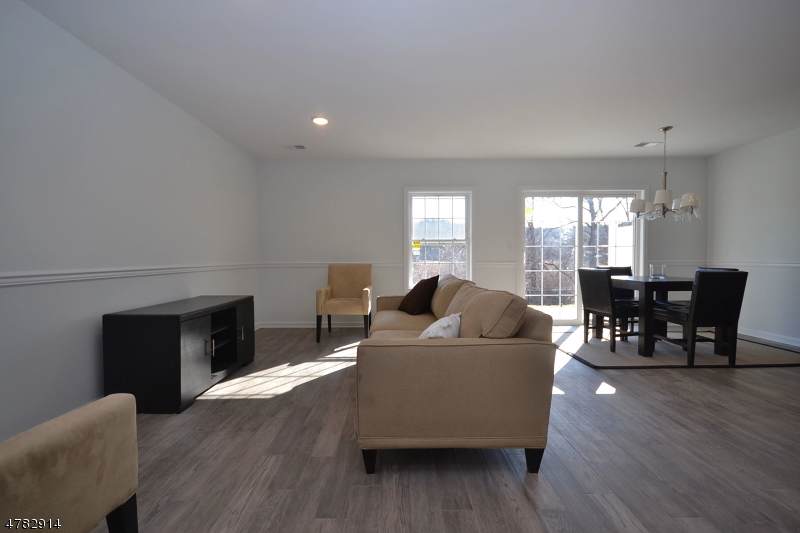 20 Joseph Dr - Photo 1