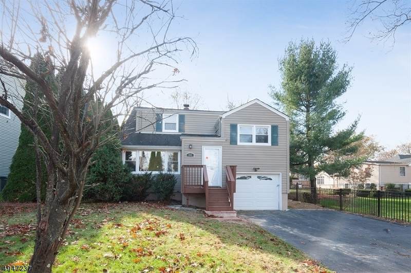 165 North Ave - Photo 1