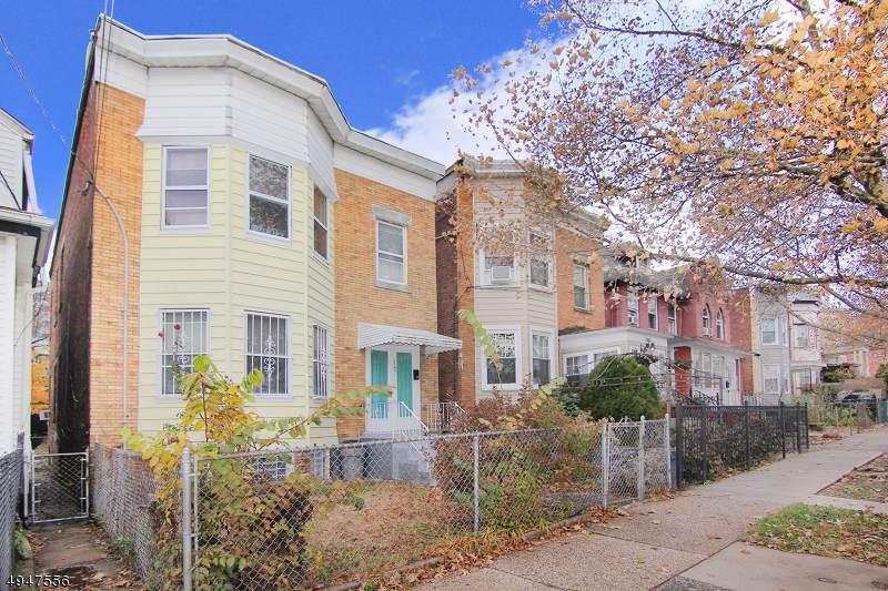167 Milford Ave - Photo 1