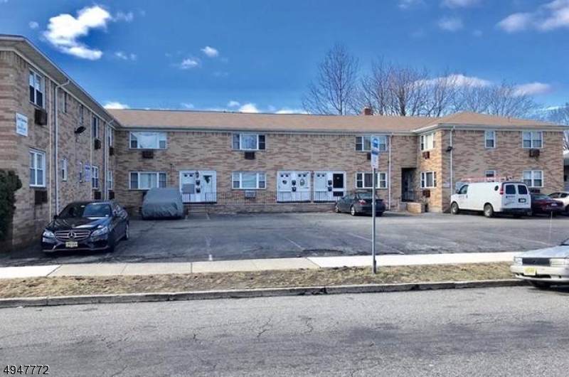 432 Trenton Ave - Photo 1