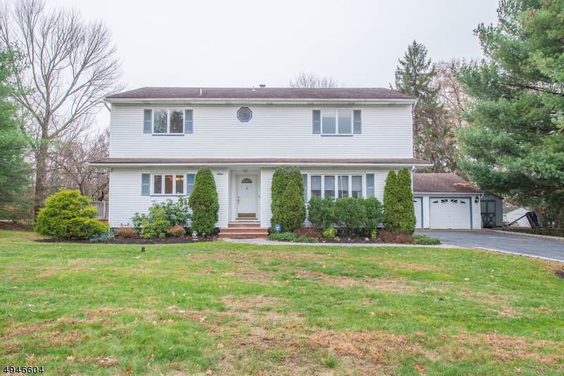 97 Beverly Rd - Photo 1