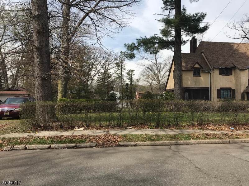679 Haxtun Ave - Photo 1