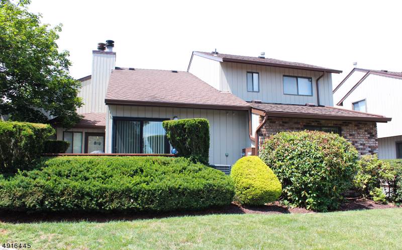 250 Ridgedale Ave L-8 - Photo 1
