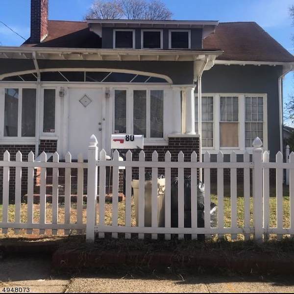 78 Leslie St - Photo 1