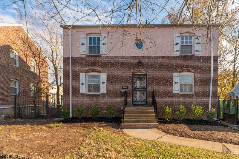 1840 Dill Ave - Photo 1