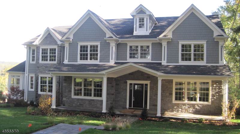 1090 Lawrence Ave - Photo 1