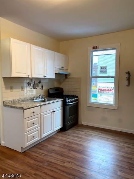 708 E Jersey St - Photo 1