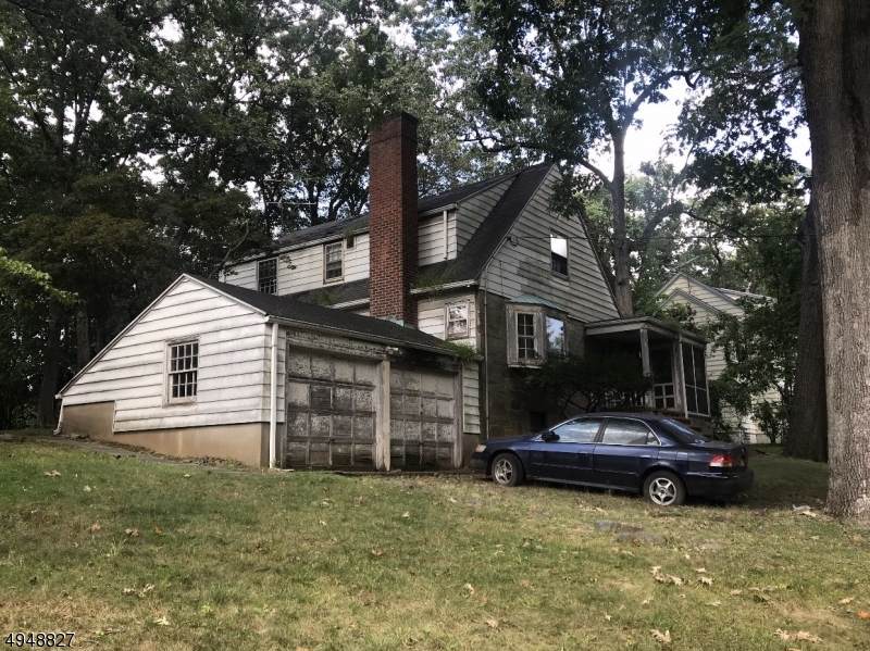 60 Fells Rd - Photo 1